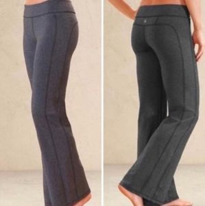 Athleta Kick Booty Leggings